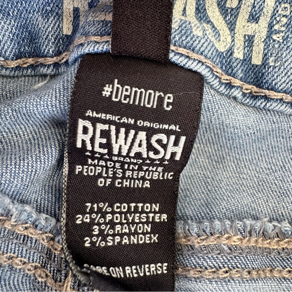 Rewash Distressed Denim Bermuda Shorts Size 3 Juniors 26 Waist Raw Hem Stretch - Picture 10 of 11